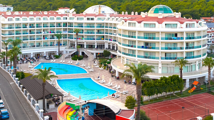 Pineta Park Deluxe Hotel